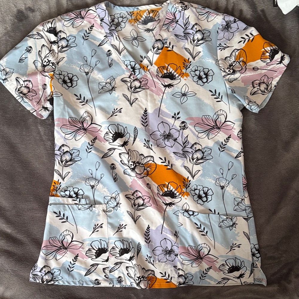 Floral Print Scrub Top